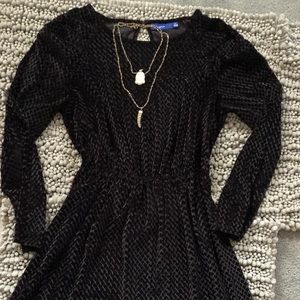 Apt 9 black velvet dress